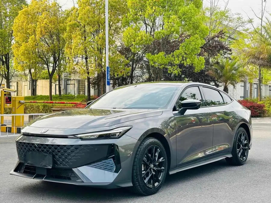 Changan UNI-V 2024 1.5T Premium