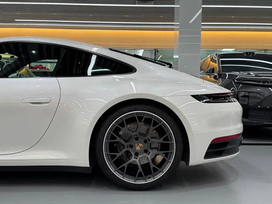 Porsche 911 2020 Carrera 3.0T