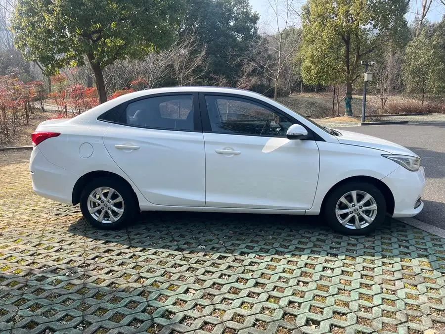 Yuexiang 2019 1.5L DCT Luxury Edition National VI