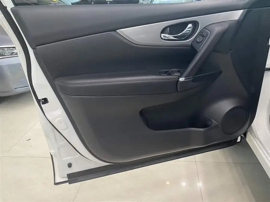 2022 Nissan Qashqai 2.0L CVT XV Premium