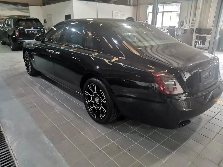 غوست 2024 6.7T بلاك بادج