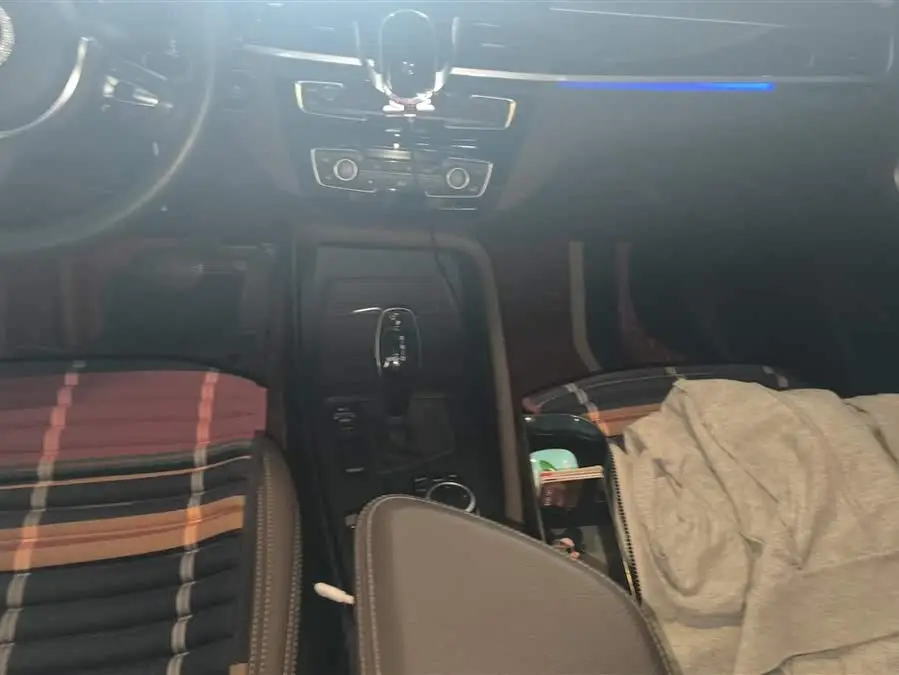 BMW X1 2021 sDrive25Li Leading Edition