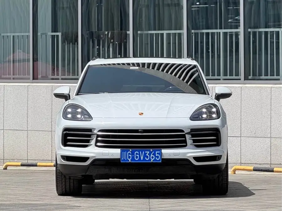 2023 Cayenne 3.0T Platinum Edition