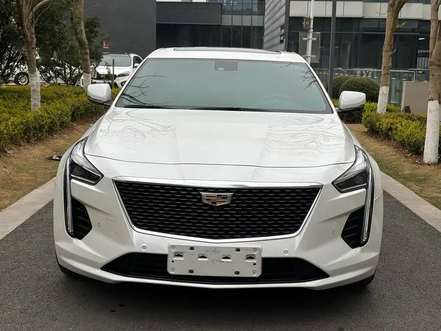 كاديلاك CT6 2021 28T فاخرة