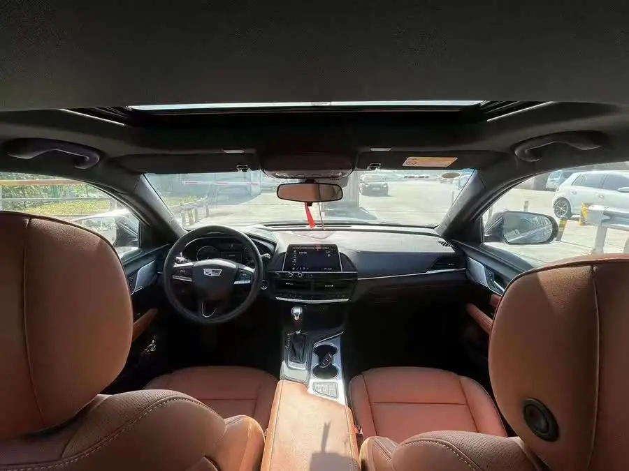 كاديلاك CT4 2020 28T أنيقة