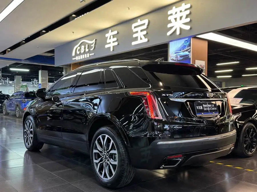 Cadillac XT5 2022 2.0T AWD Luxury (Hummingbird Edition)
