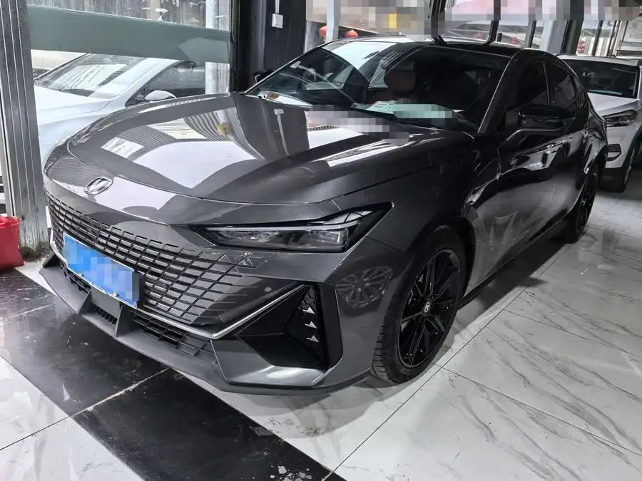 Changan UNI-V 2022 1.5T Premium