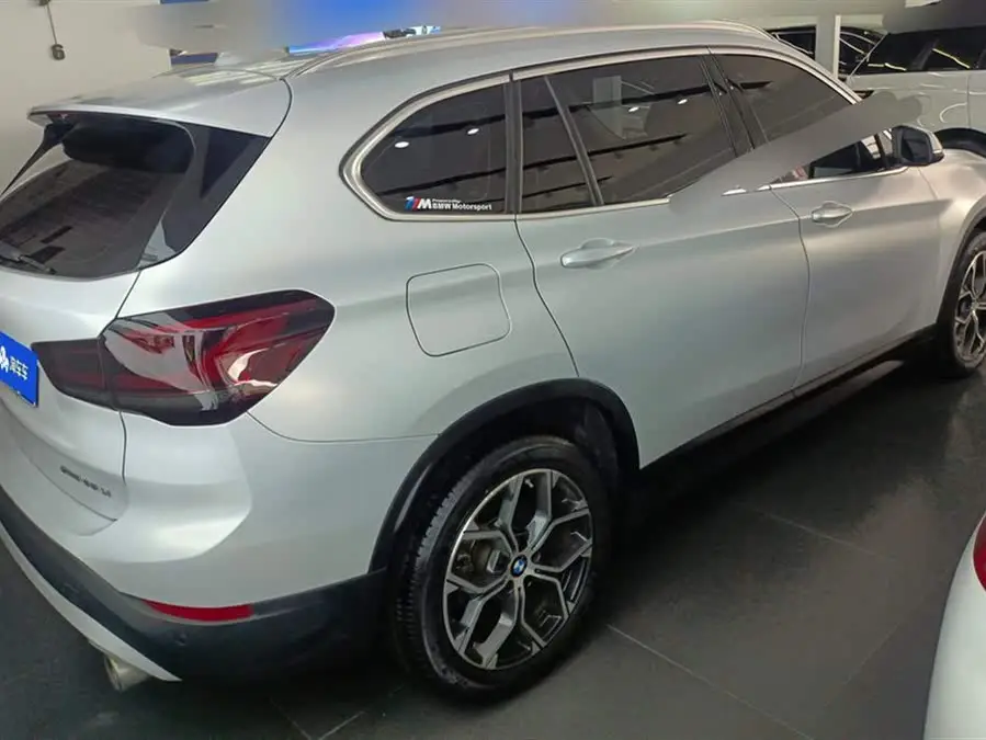 BMW X1 2022 sDrive25Li Leading Edition