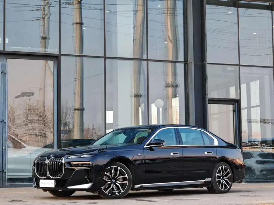 BMW i7 2023 eDrive50L Leading M Sport Package