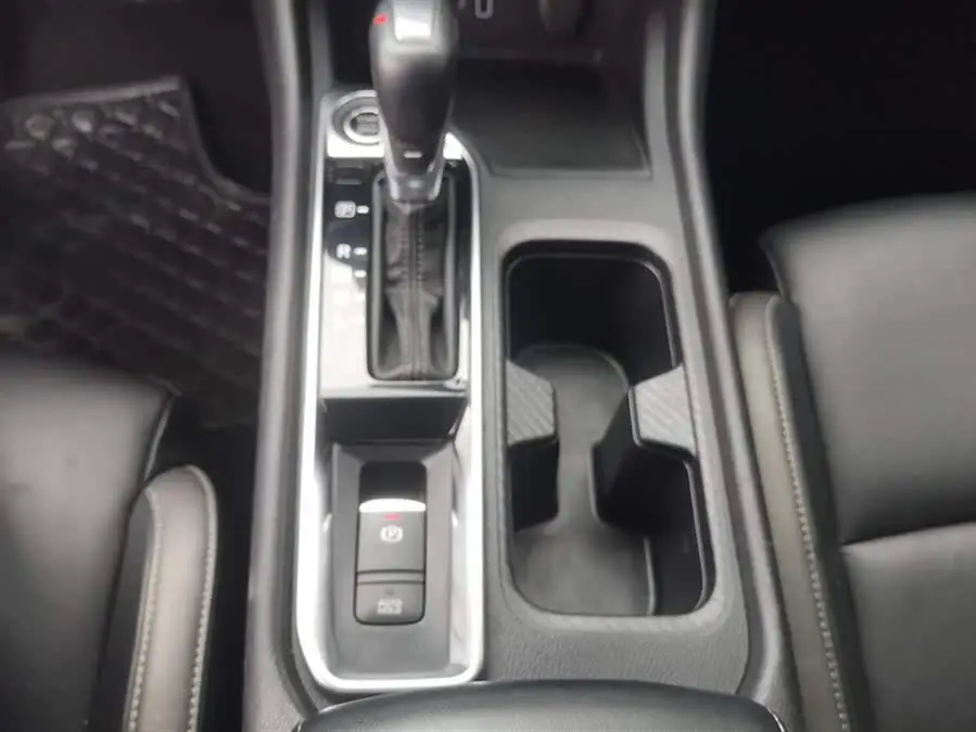 2021 نيسان سيلفي 1.6 لتر XL CVT إصدار الاستمتاع