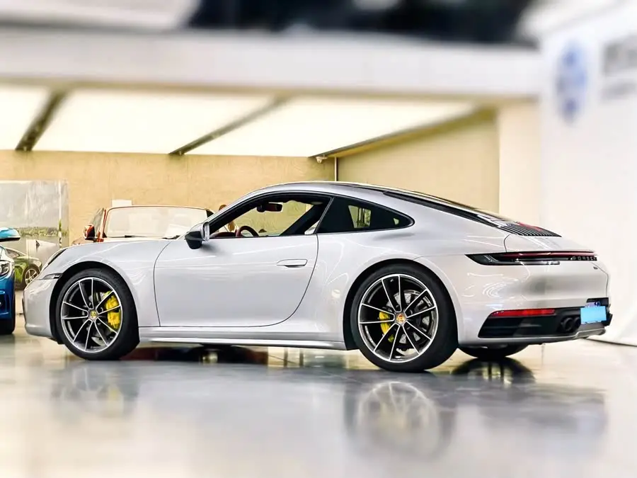 Porsche 911 2022 Carrera 4 3.0T