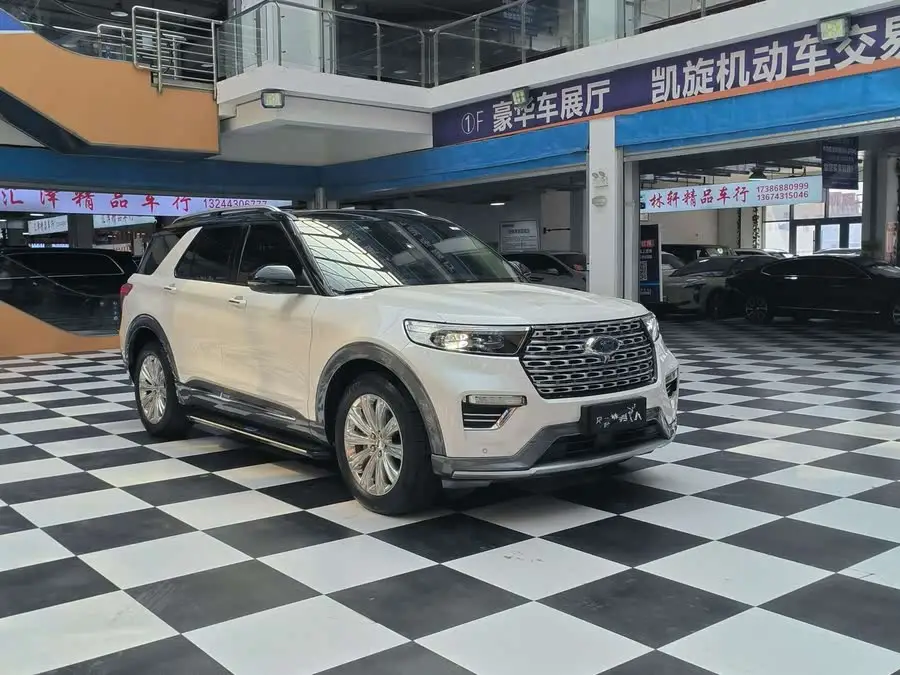 مستكشف 2020 EcoBoost 285 نسخة تيتانيوم رباعية الدفع 7 مقاعد