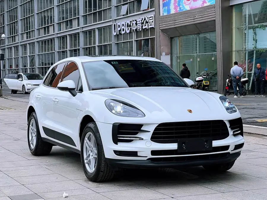 2021 Macan 2.0T