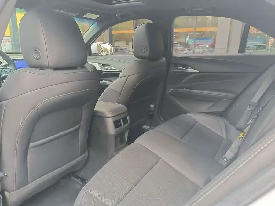 Cadillac CT4 2022 28T Luxury