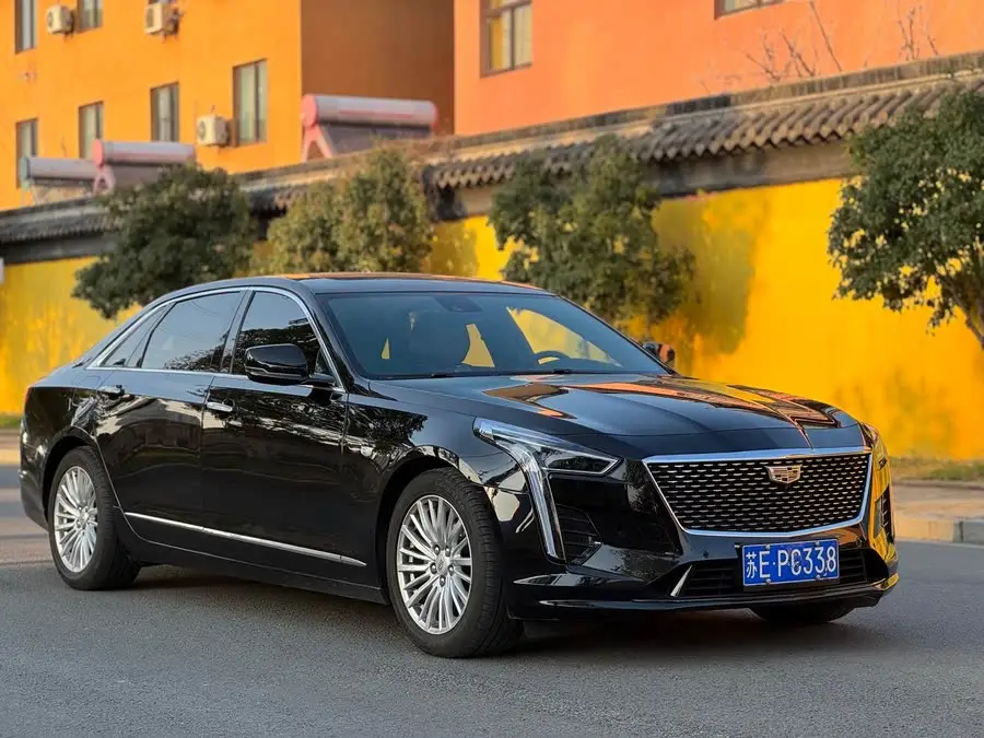 كاديلاك CT6 2021 28T الفاخرة