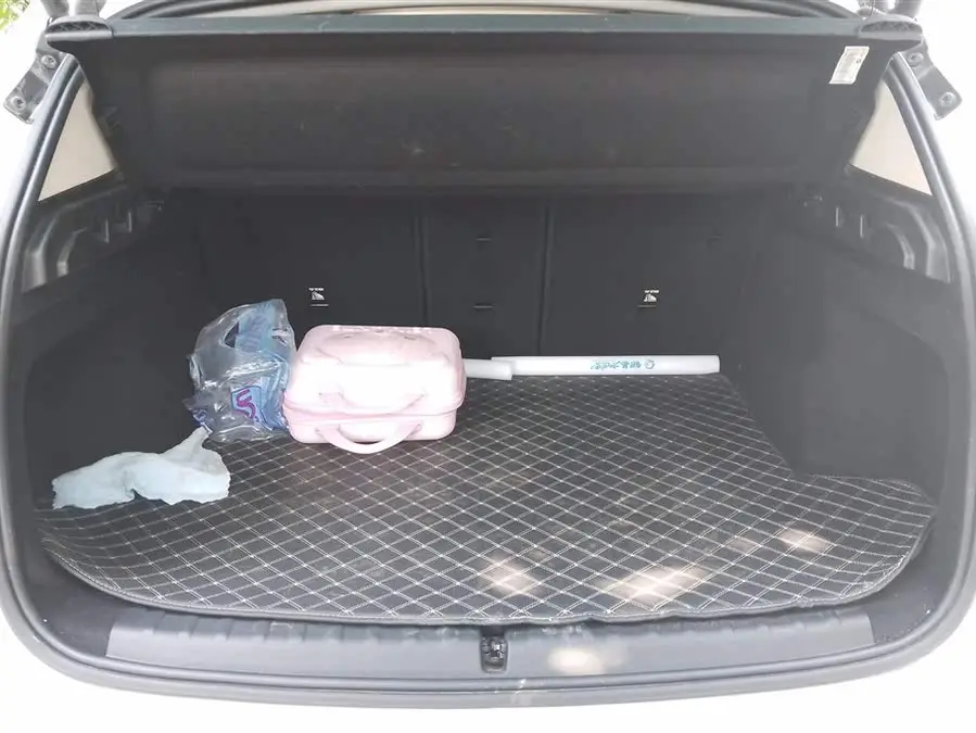 بي إم دبليو X1 2023 sDrive25Li حزمة تصميم X