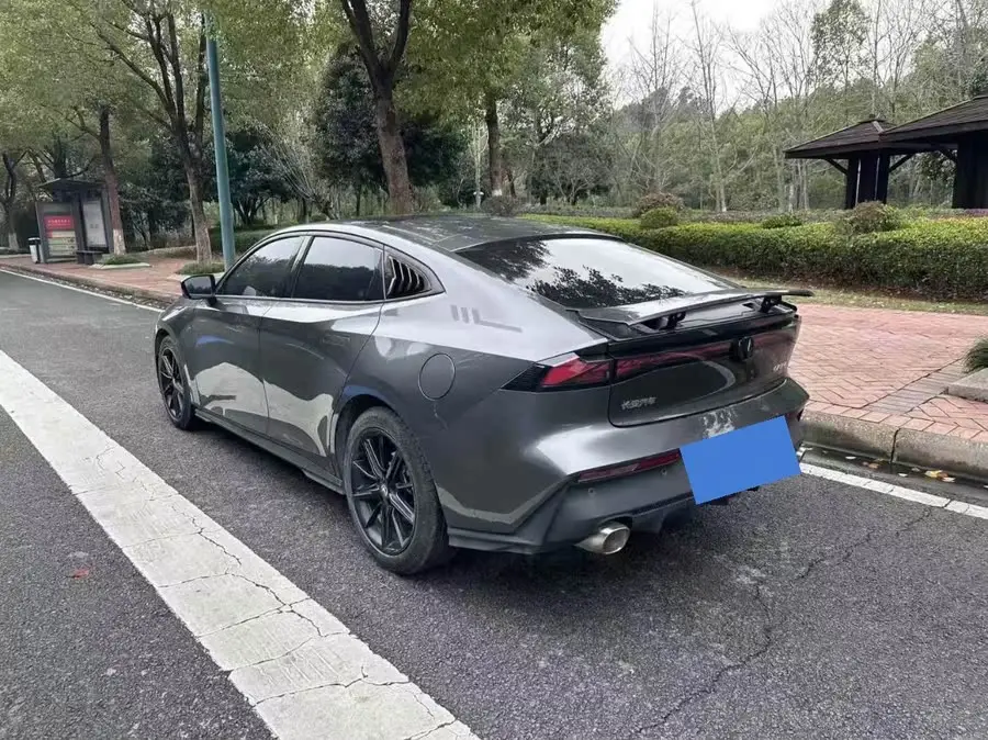 Changan UNI-V 2023 1.5T Premium