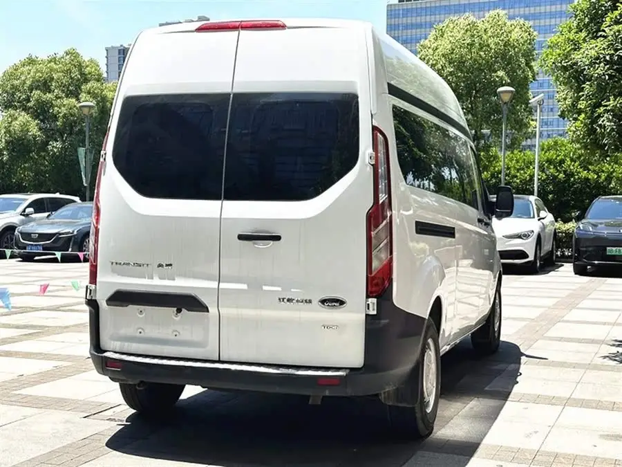 Ford Transit 2019 2.0T Diesel Multi-functional Commercial Vehicle Medium Wheelbase High Roof 6-seater National VI