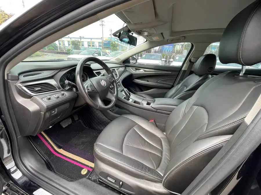 بويك لاكروس 2021 652T الفاخرة