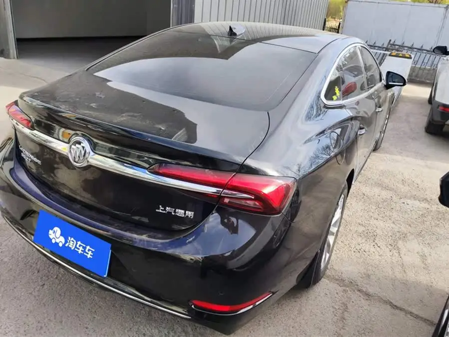 بيوك لاقروس 2021 552T فاخرة