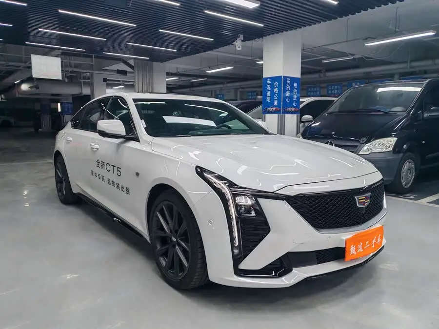 كاديلاك CT5 2024 28T بلاتينيوم