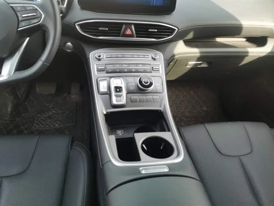 سانتافي 2023 طراز المسافر 380T GDi أوتوماتيكي دفع ثنائي GLX إصدار النخبة