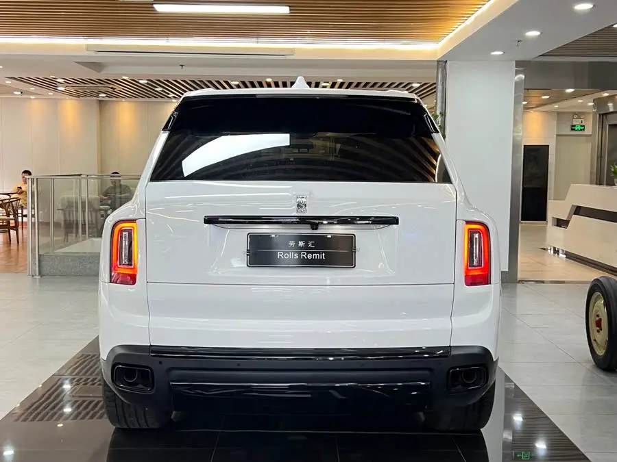 كولينان 2018 نسخة بأربعة مقاعد