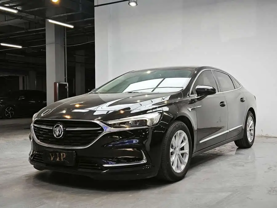 بيوك لاكروس 2021 552T فاخرة