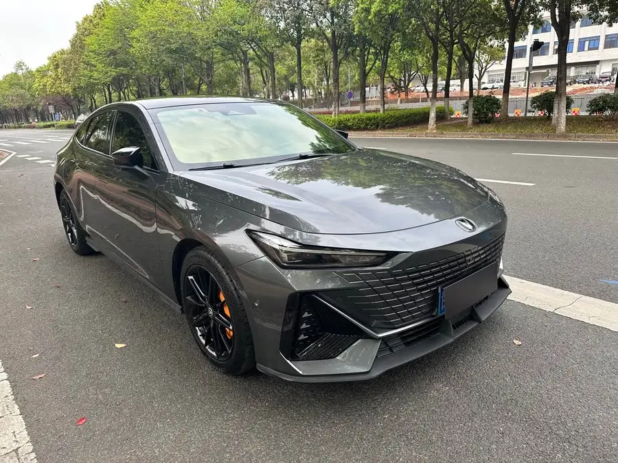 Changan UNI-V 2022 1.5T Sport Version