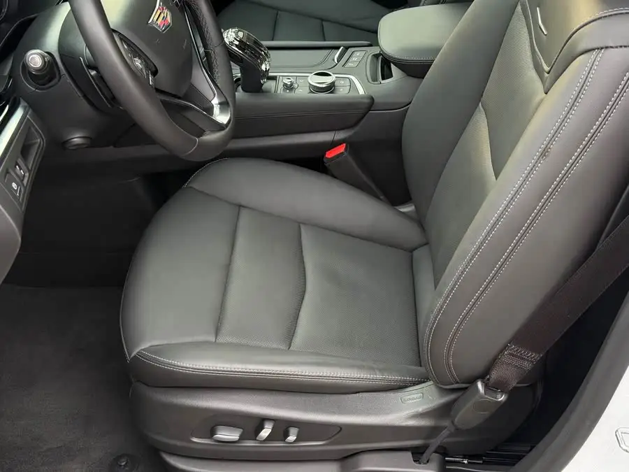 Cadillac XT6 2022 2.0T Six-Seater All-Wheel Drive Luxury 120th Anniversary Limited Edition