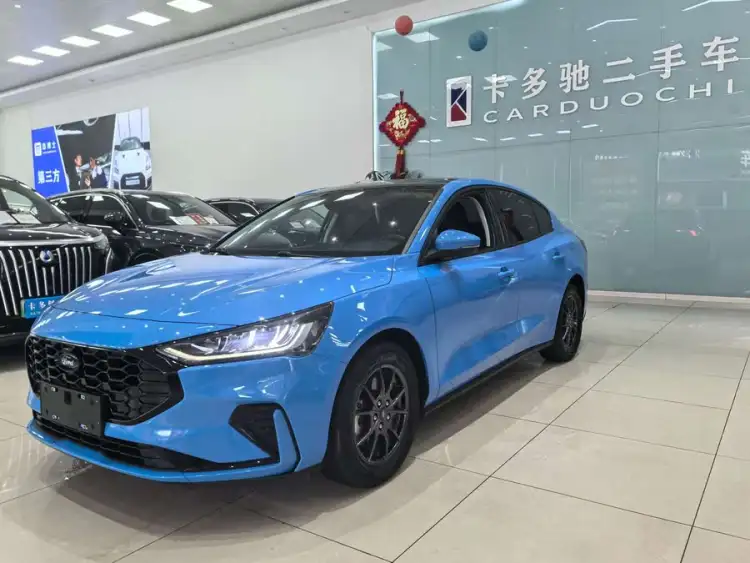 2022 Ford Focus Sedan EcoBoost 180 Automatic Racing Edition