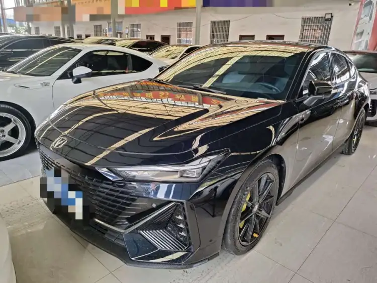 Changan UNI-V 2022 1.5T Premium