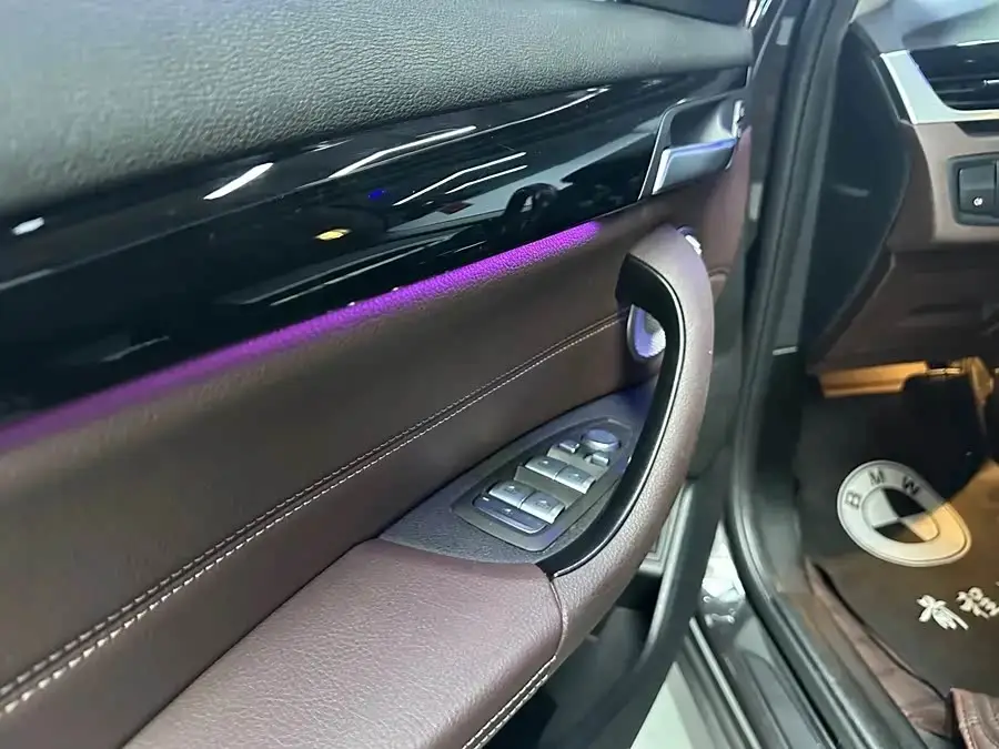 BMW X1 2021 sDrive25Li Leading Edition