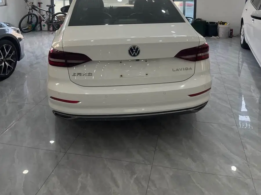 Lavida 2021 1.5L Automatic Elegance