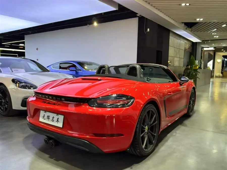 Porsche 718 2019 Model Boxster T 2.0T