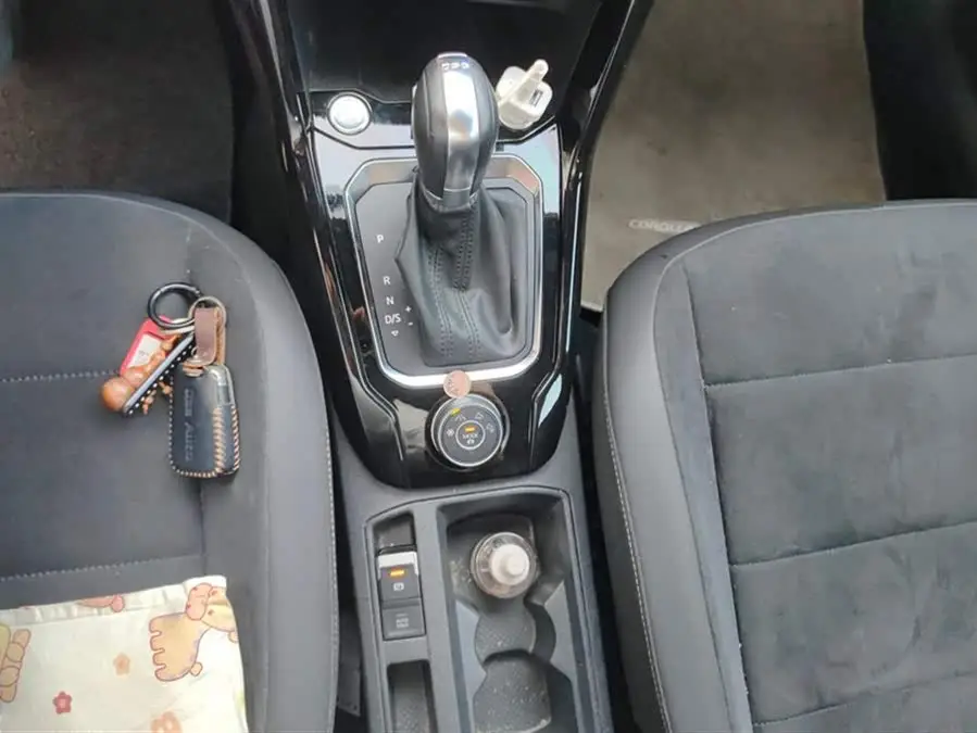 2021 T-ROC 280 TSI DSG الدفع الرباعي الفاخر الذكي