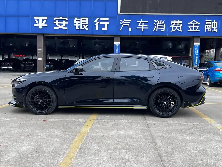 شانجان UNI-V 2022 1.5T الإصدار الرياضي