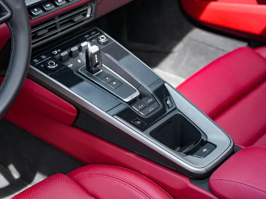 Porsche 911 2022 Carrera 3.0T