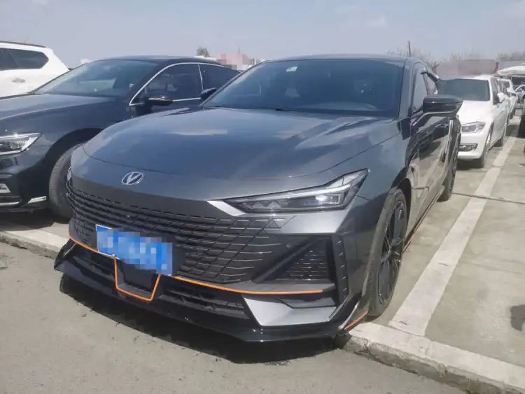 Changan UNI-V 2022 1.5T Premium