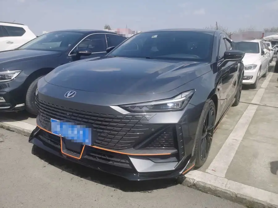 Changan UNI-V 2022 1.5T Premium