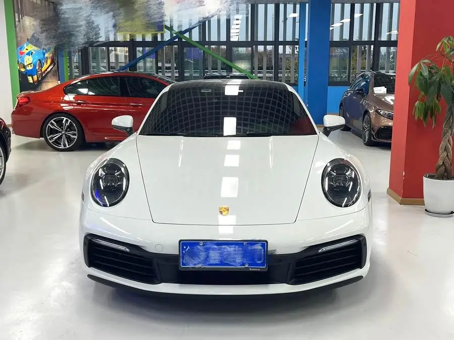 Porsche 911 2023 Carrera 3.0T