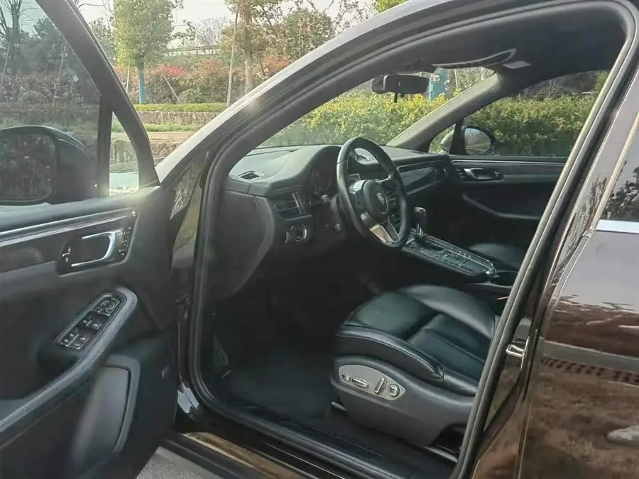 2020 Macan Macan 2.0T