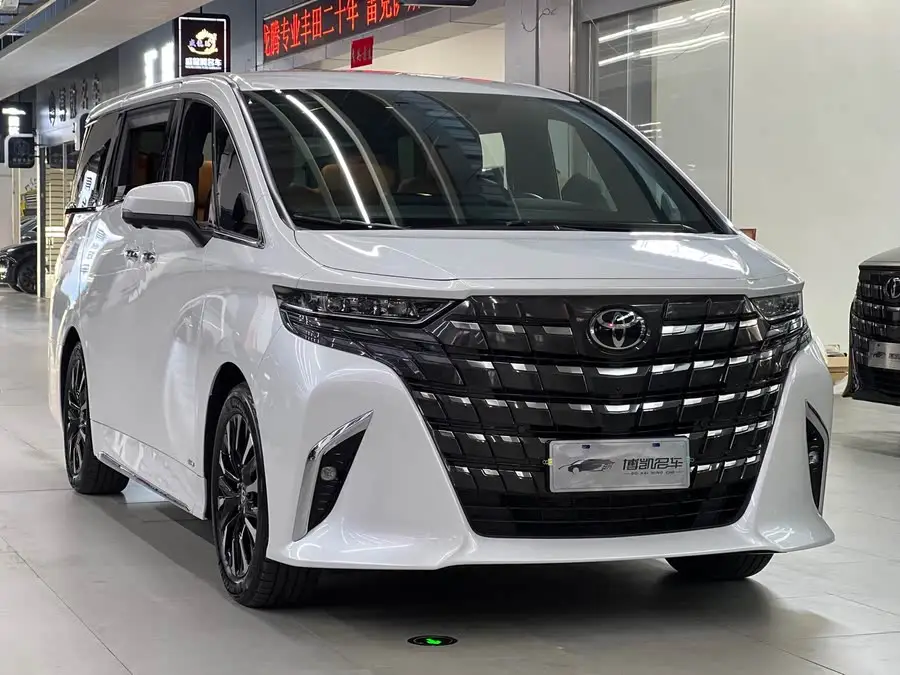 الفارد 2024 هايبرد 2.5 لتر إصدار بريميوم