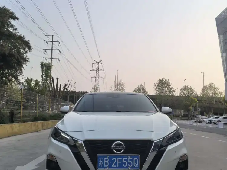 Teana 2021 2.0L XL Upper AD1 Intelligent Navigation Edition