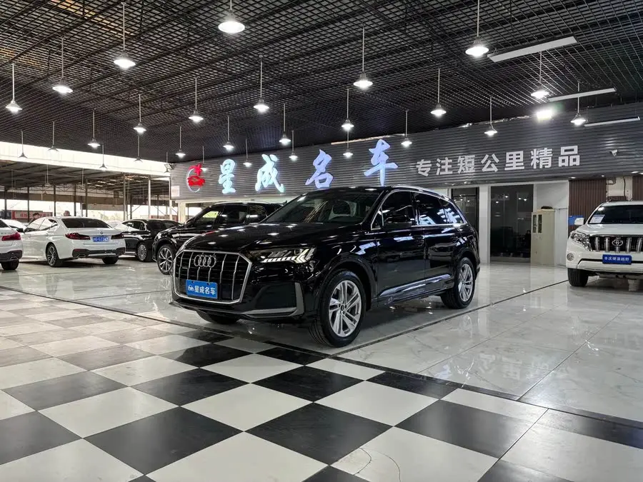 Audi Q7 2021 45 TFSI quattro S line Sport