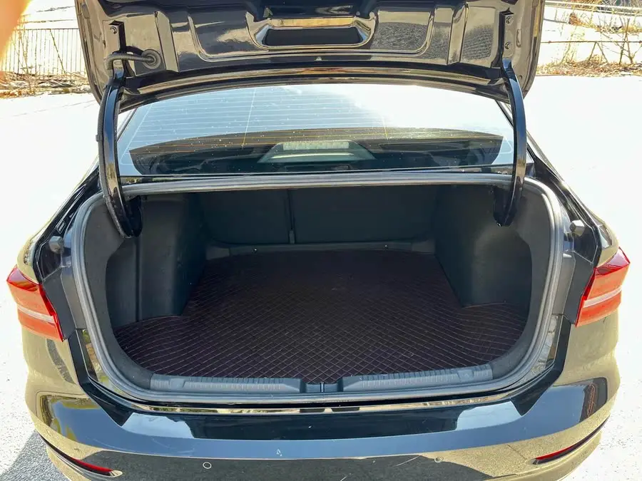 Lavida 2021 1.5L Automatic Comfort Version