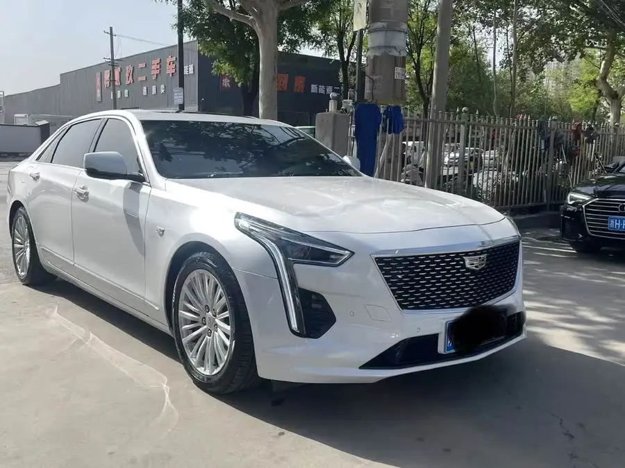 كاديلاك CT6 2022 28T الفاخرة