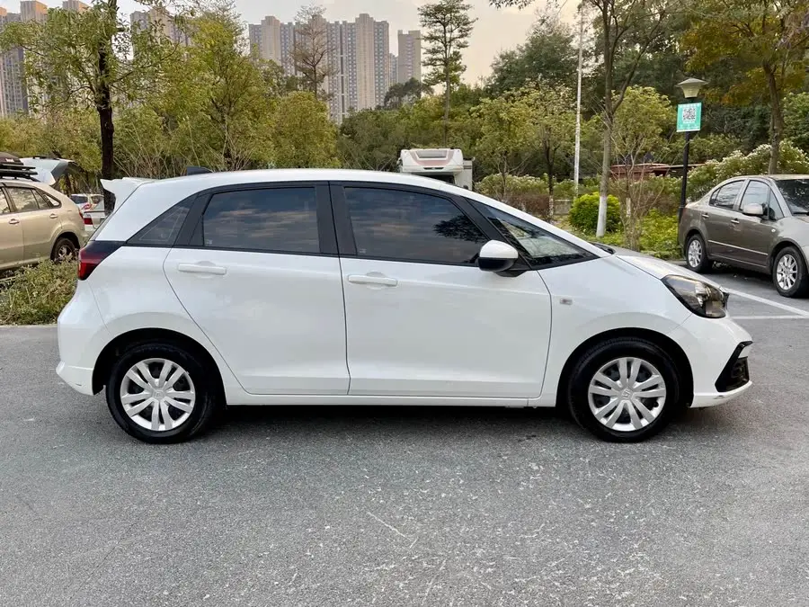 فيتو 2021 1.5 لتر CVT الطراز المتطور