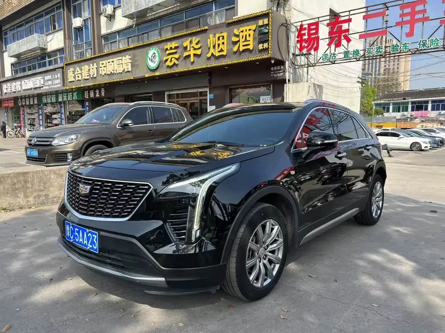 Cadillac XT4 2022 28T Luxury FWD