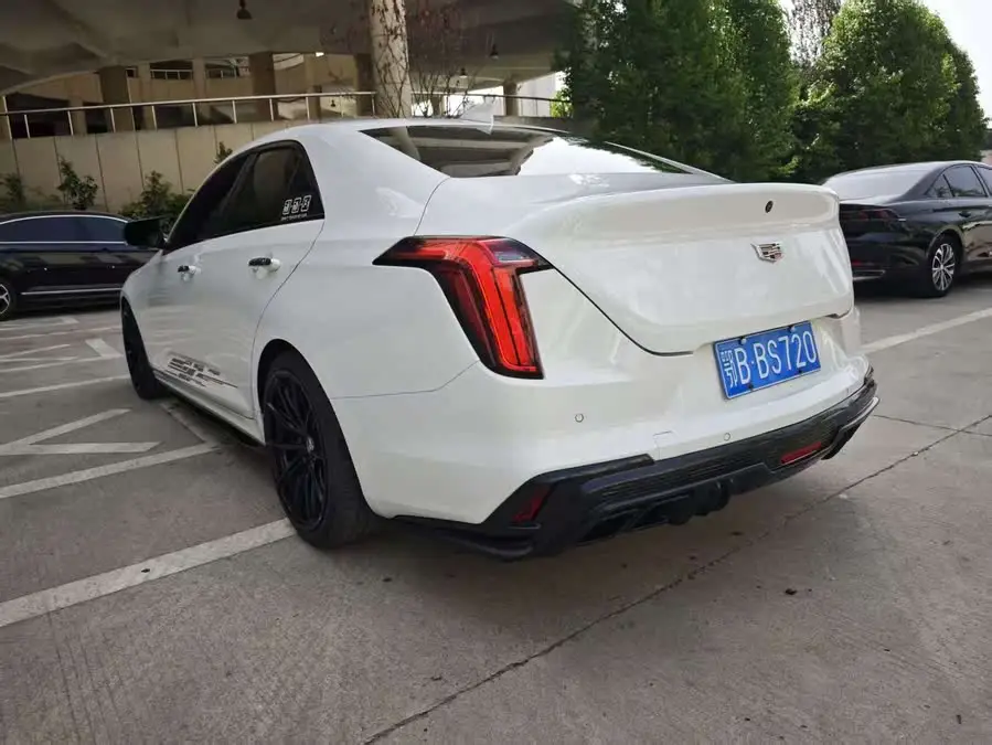 Cadillac CT4 2022 28T Luxury